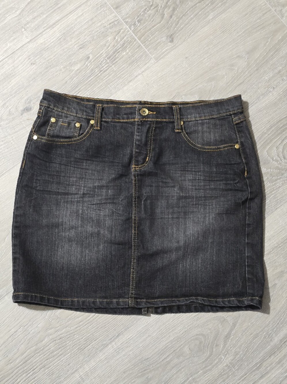 G-Star Dark Blue Denim Midi Skirt with Contrast Stitching